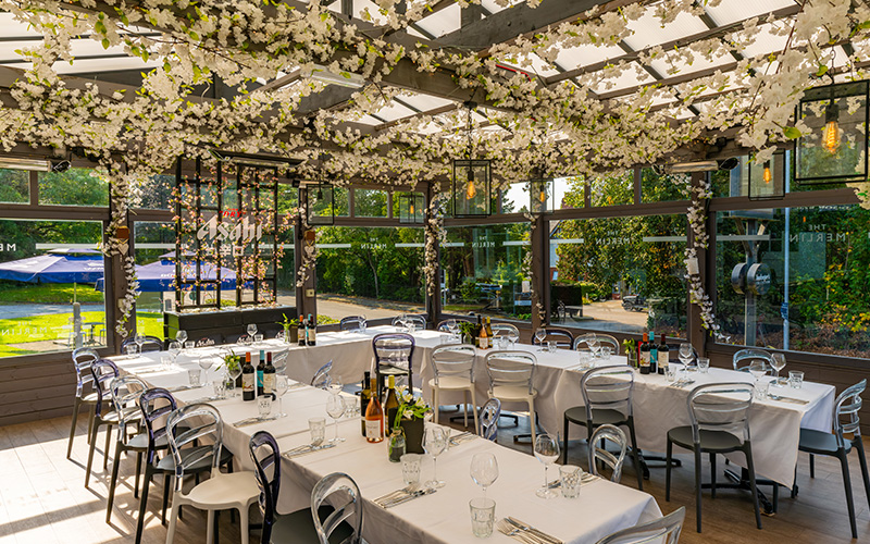 pcp-2024-secondaryspaces-themerlin-privatedining-img-01.jpg